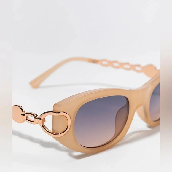 Sunglasses New With Tags Women's - Picture 2 of 3